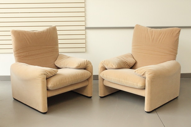 Magistretti Cassina Maralunga Arm Chairs