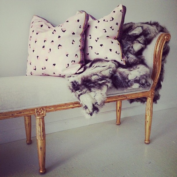 christine dovey merchandising black rooster decor 2014